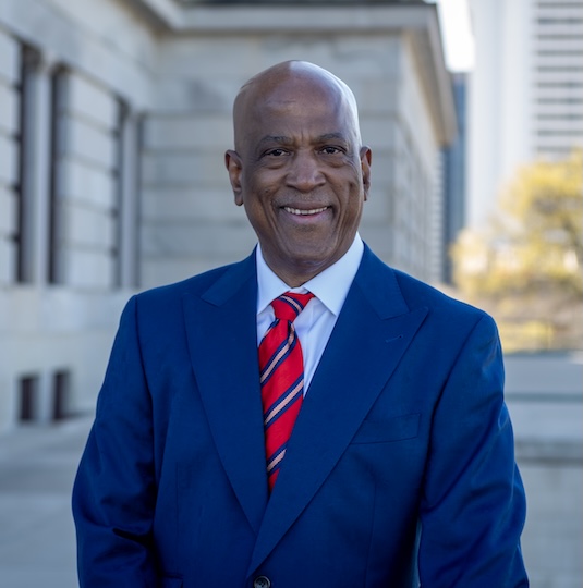 Photo of Attorney Luvell L. Glanton Sr.